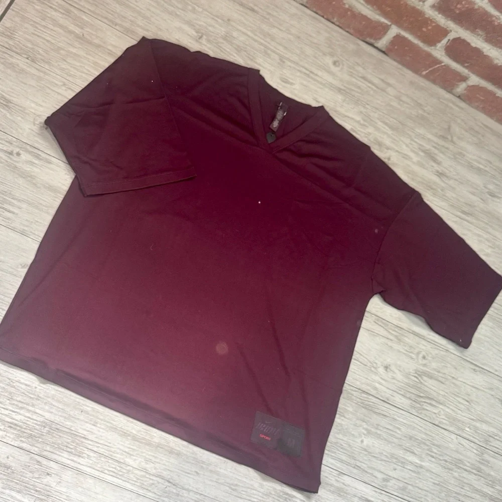 NikeSKIMS Airy Shirt - Picture 8 of 10